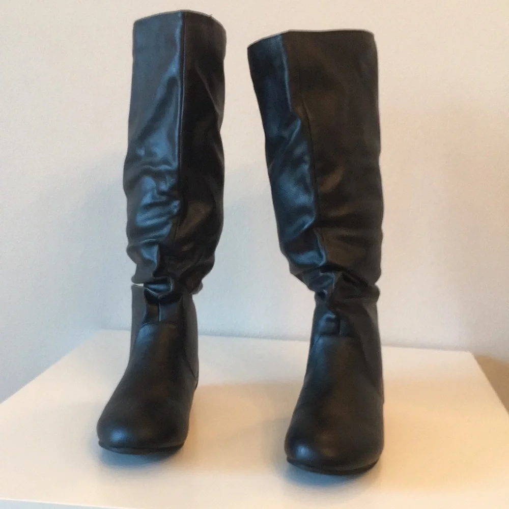 Journee Collection Black Over-the-Knee Slouch Boots